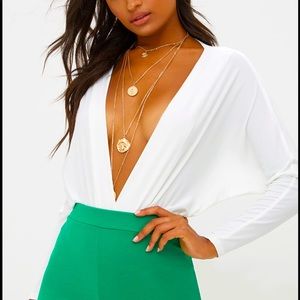 Cream Long Sleeve Plunge Bodysuit🥂